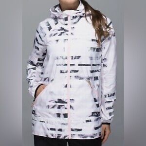 Flash sale ✨Lululemon Miss Misty Jacket, Sunset stripe size 10